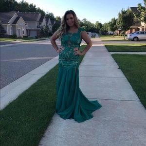 stunning Mac Duggal Emerald green gown